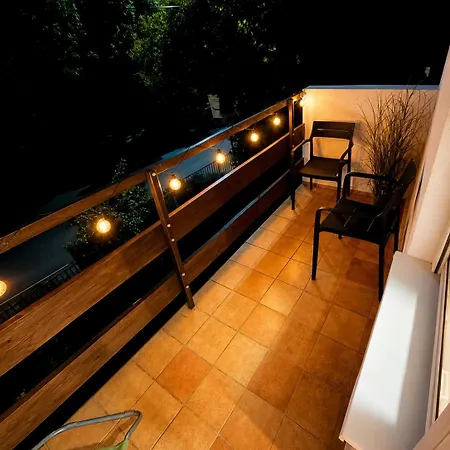 Dg Apartment *